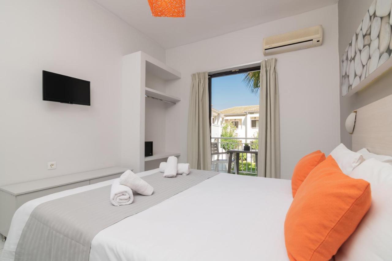 Cavo D'Oro All Inclusive Resort Kalamákion 외부 사진